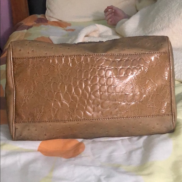 GUESS Beige Burnley Box Satchel - Picture 4 of 8